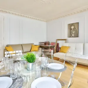  Appartement Quartier Champs-elysees 3